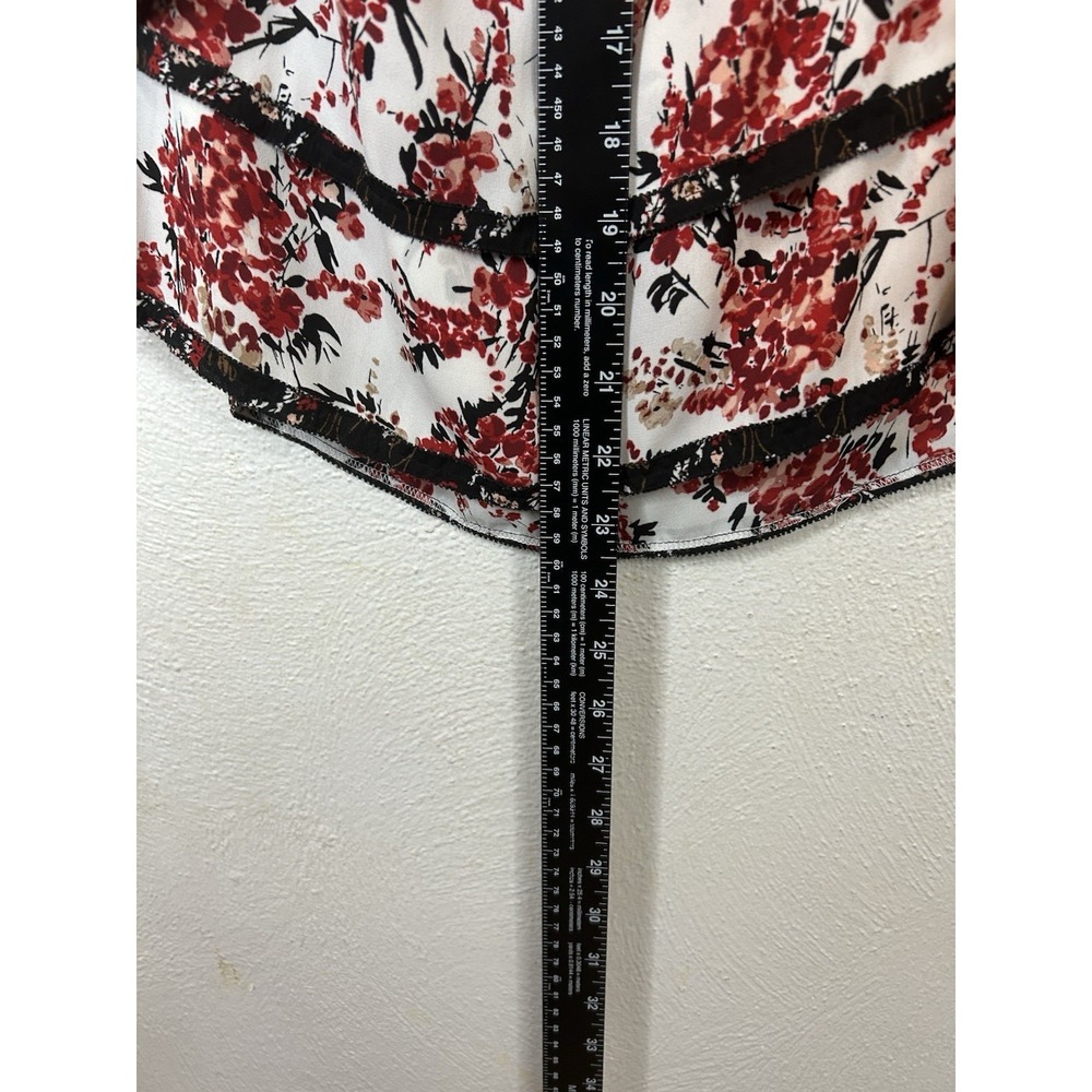 White House Black Market Floral Peasant Blouse Size L Red Black Tiered Boho Top - Picture 8 of 8